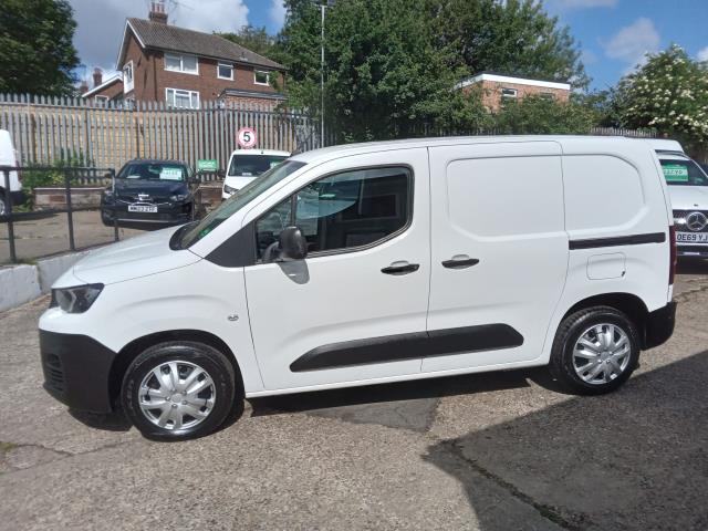 2021 Peugeot Partner 1000 1.5 Bluehdi 100 Professional Van (NV70KFN) Image 6