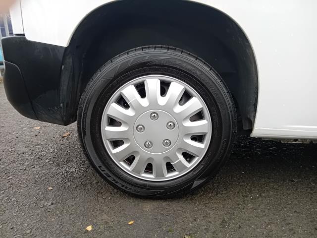 2020 Peugeot Partner 1000 1.5 Bluehdi 100 Professional Van (NV70KGA) Image 9