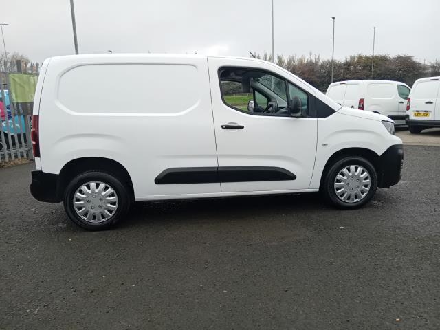 2020 Peugeot Partner 1000 1.5 Bluehdi 100 Professional Van (NV70KGA) Image 7