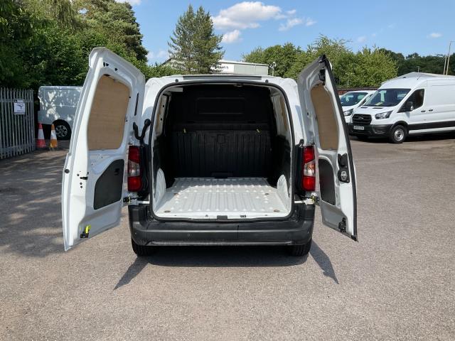 2021 Peugeot Partner 1000 1.5 Bluehdi 100 Professional Van (Limited to 70MPH) (NV70KGF) Image 12