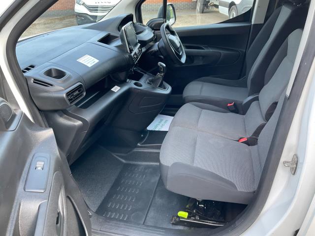 2021 Peugeot Partner 1000 1.5 Bluehdi 100 Professional Van (Limited to 70MPH) (NV70KGF) Image 7