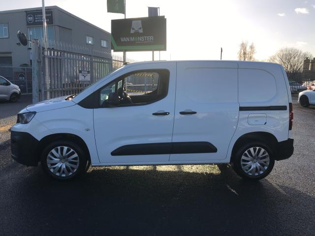 2021 Peugeot Partner L1 1000 1.5BLUE HDI 100PS PROFESSIONAL EURO 6 (NV70KMO) Image 9