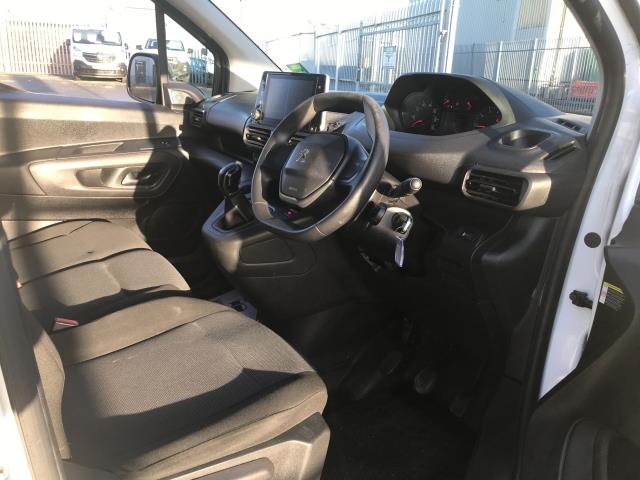 2021 Peugeot Partner L1 1000 1.5BLUE HDI 100PS PROFESSIONAL EURO 6 (NV70KMO) Image 21