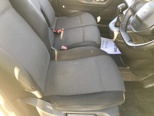 2021 Peugeot Partner L1 1000 1.5BLUE HDI 100PS PROFESSIONAL EURO 6 (NV70KMO) Image 13