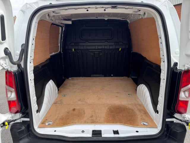 2021 Peugeot Partner 1000 1.5 Bluehdi 100 Professional Van (NV70KNA) Image 42