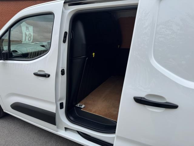 2021 Peugeot Partner 1000 1.5 Bluehdi 100 Professional Van (NV70KNA) Image 38