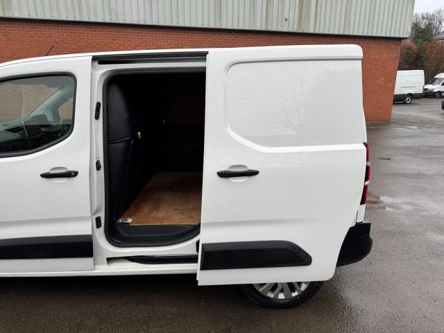 2021 Peugeot Partner 1000 1.5 Bluehdi 100 Professional Van Euro 6 (NV70KPU) Image 38