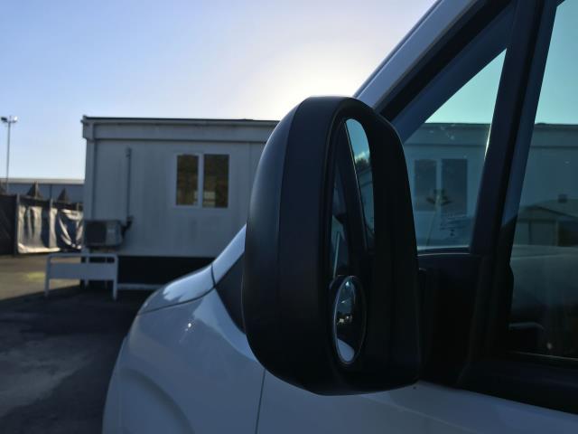 2021 Peugeot Partner 1000 1.5 Bluehdi 100 Professional Van (NV70KPX) Image 15