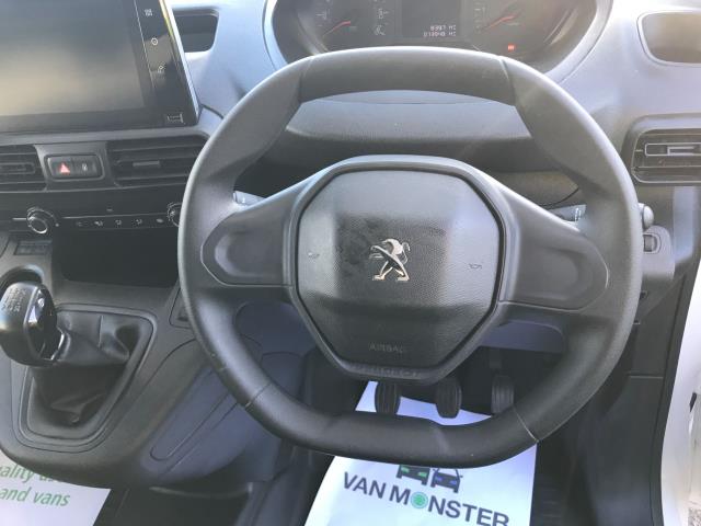 2021 Peugeot Partner 1000 1.5 Bluehdi 100 Professional Van (NV70KPX) Image 21