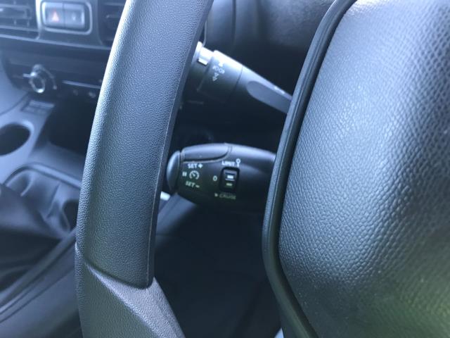 2021 Peugeot Partner 1000 1.5 Bluehdi 100 Professional Van (NV70KPX) Image 26