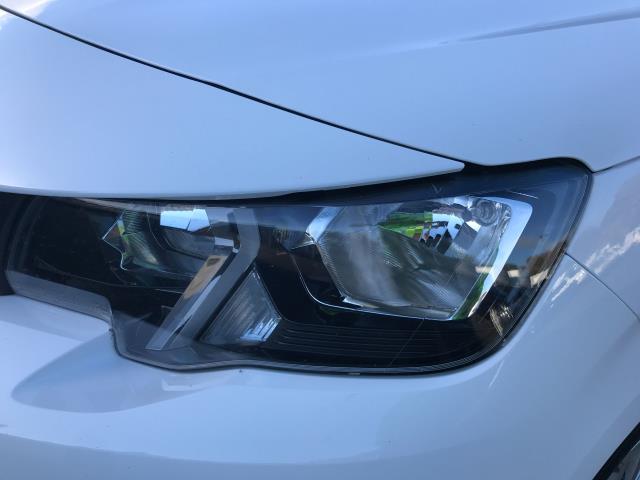2021 Peugeot Partner 1000 1.5 Bluehdi 100 Professional Van (NV70KPX) Image 13