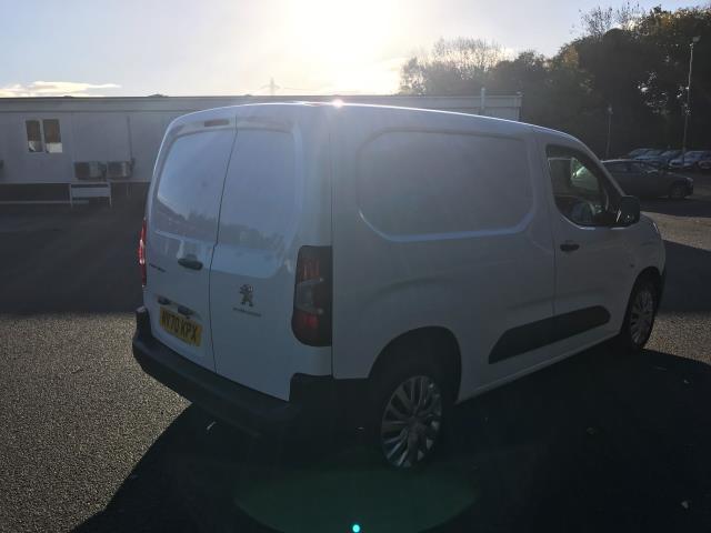 2021 Peugeot Partner 1000 1.5 Bluehdi 100 Professional Van (NV70KPX) Image 9