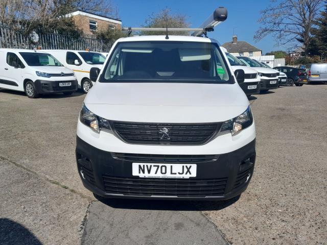 2021 Peugeot Partner 950 1.5 Bluehdi 100 Professional Van L2 (NV70LJX) Image 3
