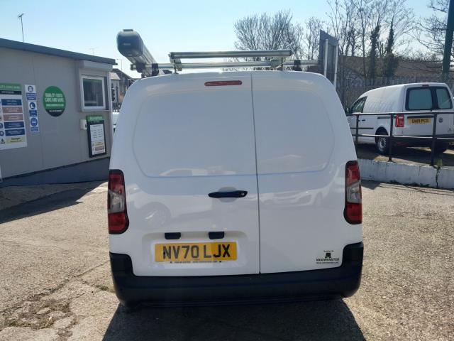 2021 Peugeot Partner 950 1.5 Bluehdi 100 Professional Van L2 (NV70LJX) Image 9