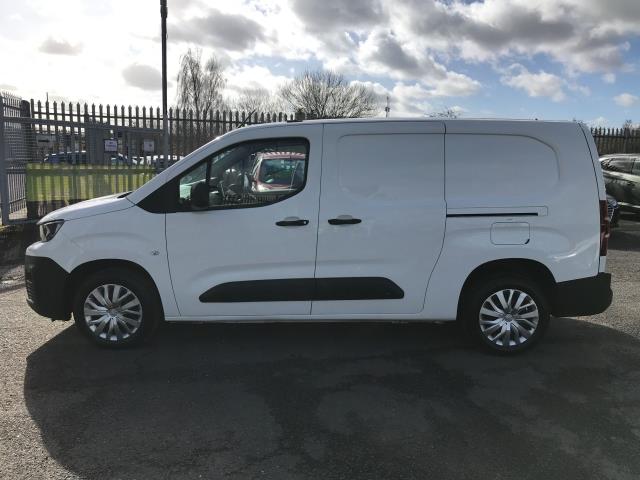 2021 Peugeot Partner L2 950 1.5BLUE HDI 100PS PROFESSIONAL EURO 6 (NV70LJY) Image 10