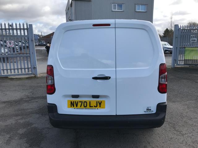 2021 Peugeot Partner L2 950 1.5BLUE HDI 100PS PROFESSIONAL EURO 6 (NV70LJY) Image 26
