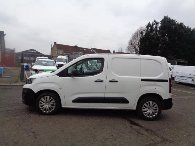 2021 Peugeot Partner 1000 1.5 Bluehdi 100 Professional Van (NV70LLD) Image 7