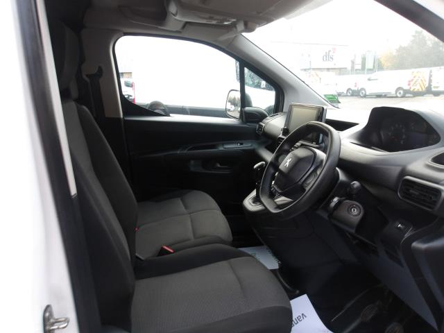 2021 Peugeot Partner 1000 1.5 Bluehdi 100 Professional Van (NV70NFP) Image 22