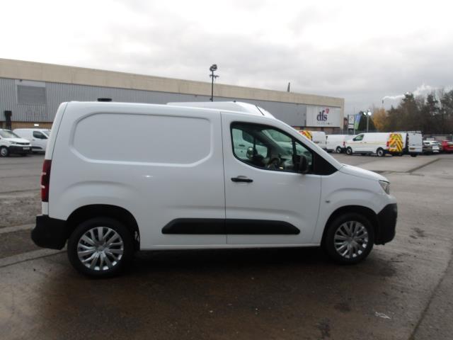 2021 Peugeot Partner 1000 1.5 Bluehdi 100 Professional Van (NV70NFP) Image 8