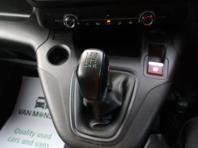 2021 Peugeot Partner 1000 1.5 Bluehdi 100 Professional Van (NV70NFP) Image 33