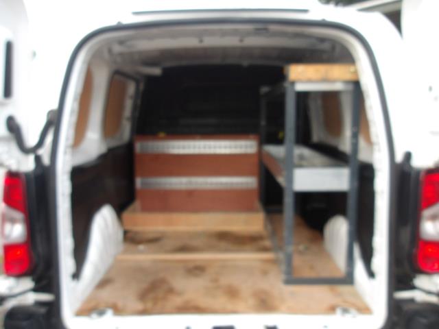 2021 Peugeot Partner 1000 1.5 Bluehdi 100 Professional Van (NV70NFP) Image 16