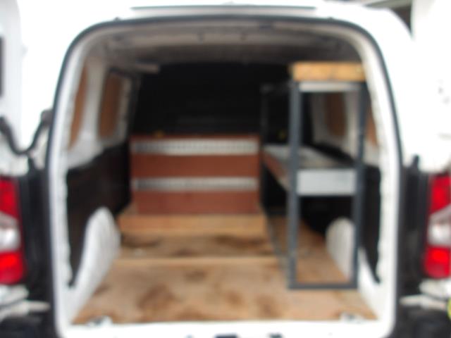 2021 Peugeot Partner 1000 1.5 Bluehdi 100 Professional Van (NV70NFP) Image 17