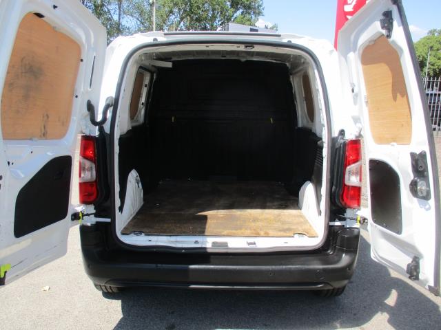 2021 Peugeot Partner 1000 1.5 Bluehdi 100 Professional Van (NV70NFT) Image 29