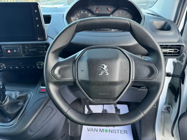 2021 Peugeot Partner 1000 1.5 Bluehdi 100 Professional Van Euro 6 (NV70NHA) Image 22