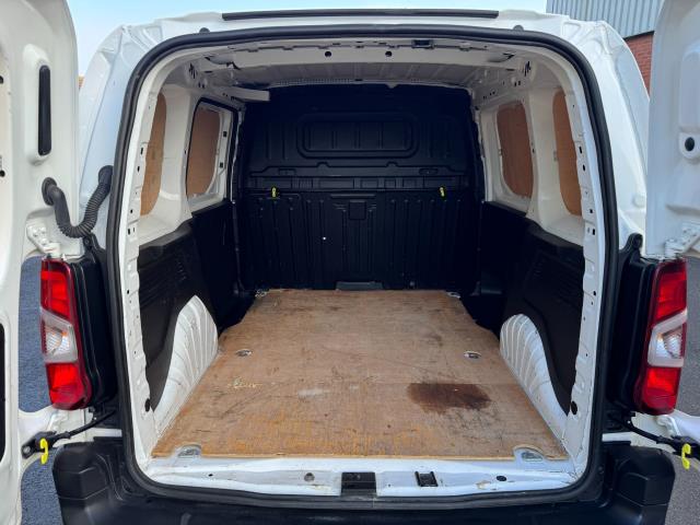 2021 Peugeot Partner 1000 1.5 Bluehdi 100 Professional Van Euro 6 (NV70NHA) Image 42