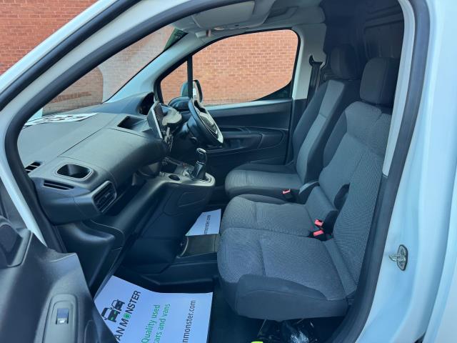 2021 Peugeot Partner 1000 1.5 Bluehdi 100 Professional Van Euro 6 (NV70NHA) Image 30