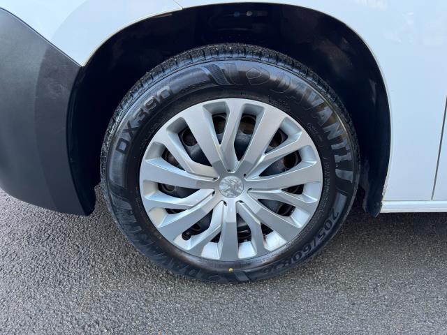 2021 Peugeot Partner 1000 1.5 Bluehdi 100 Professional Van Euro 6 (NV70NHA) Image 52