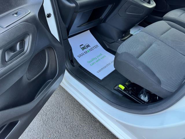 2021 Peugeot Partner 1000 1.5 Bluehdi 100 Professional Van Euro 6 (NV70NHA) Image 32