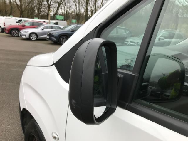 2021 Peugeot Partner L2 950 1.5BLUE HDI 100PS PROFESSIONAL EURO 6 (NV70NJE) Image 15