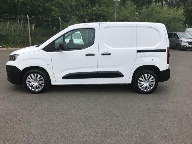 2021 Peugeot Partner 1000 1.5 Bluehdi 100 Professional Van (NV70OHF) Image 4