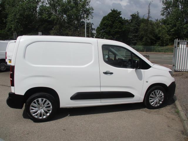 2021 Peugeot Partner 1000 1.5 Bluehdi 100 Professional Van (NV70OJG) Image 3