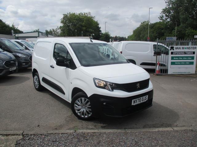 2021 Peugeot Partner 1000 1.5 Bluehdi 100 Professional Van (NV70OJG) Image 2