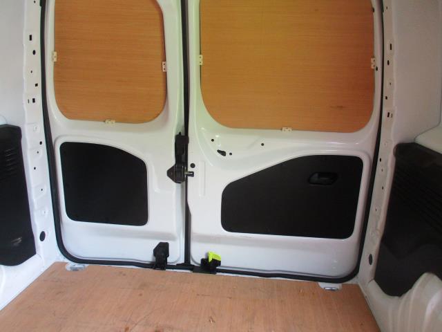 2021 Peugeot Partner 1000 1.5 Bluehdi 100 Professional Van (NV70OJG) Image 27