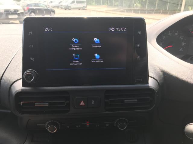 2021 Peugeot Partner 1000 1.5 Bluehdi 100 Professional Van (NV70OKO) Image 22