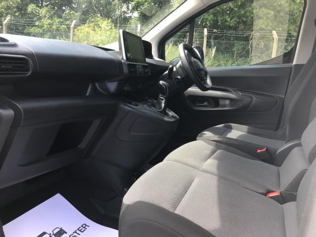 2021 Peugeot Partner 1000 1.5 Bluehdi 100 Professional Van (NV70OKO) Image 19