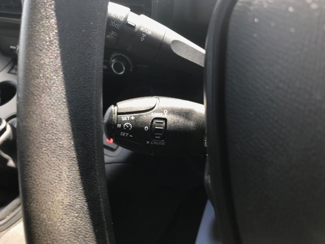 2021 Peugeot Partner 1000 1.5 Bluehdi 100 Professional Van (NV70OKO) Image 25