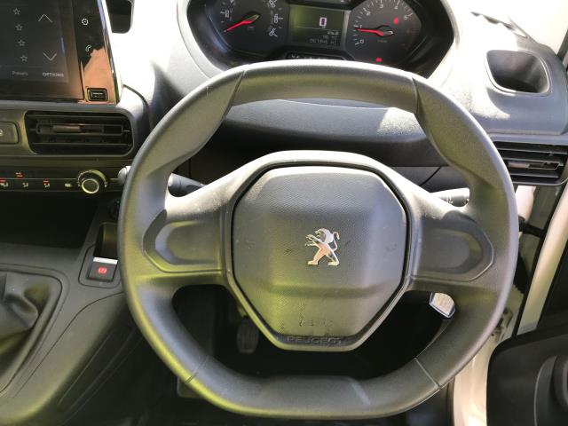 2021 Peugeot Partner L1 1000 1.5BLUE HDI 100PS PROFESSIONAL EURO 6 (NV70OLG) Image 18