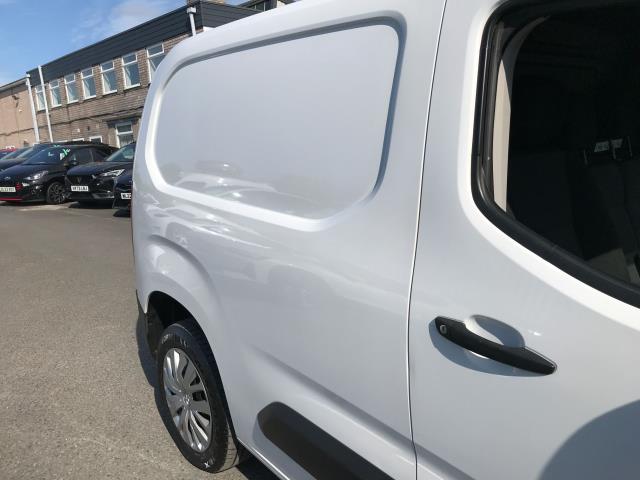 2021 Peugeot Partner L1 1000 1.5BLUE HDI 100PS PROFESSIONAL EURO 6 (NV70OLG) Image 8