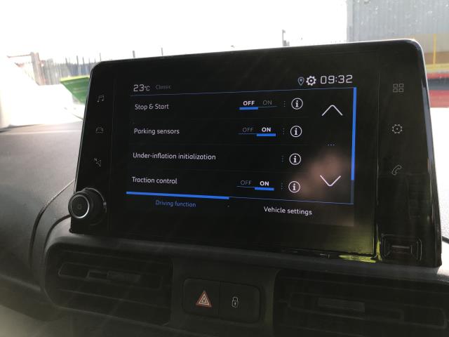 2021 Peugeot Partner L1 1000 1.5BLUE HDI 100PS PROFESSIONAL EURO 6 (NV70OLG) Image 30