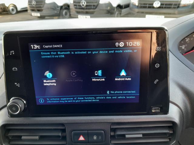 2021 Peugeot Partner 1000 1.5 Bluehdi 100 Professional Van (NV70OZG) Image 25