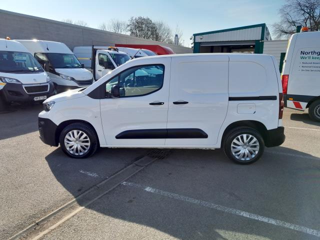 2021 Peugeot Partner 1000 1.5 Bluehdi 100 Professional Van (NV70OZG) Image 9