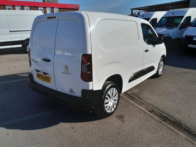 2021 Peugeot Partner 1000 1.5 Bluehdi 100 Professional Van (NV70OZG) Image 4