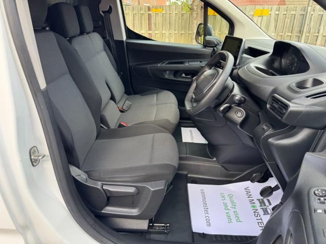 2021 Peugeot Partner 1000 1.5 Bluehdi 100 Professional Van EURO 6 (NV70PMU) Image 15