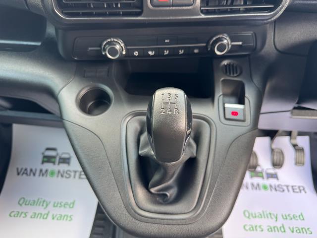 2021 Peugeot Partner 1000 1.5 Bluehdi 100 Professional Van EURO 6 (NV70PMU) Image 26