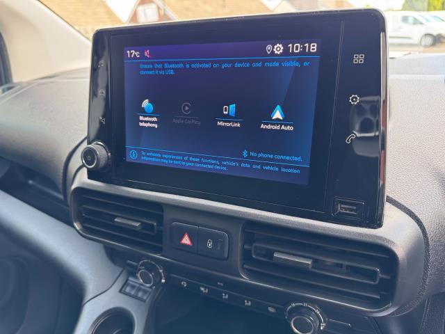 2021 Peugeot Partner 1000 1.5 Bluehdi 100 Professional Van EURO 6 (NV70PMU) Image 24