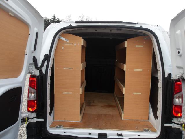 2021 Peugeot Partner 1000 1.5 Bluehdi 100 Professional Van (NV70PMX) Image 14